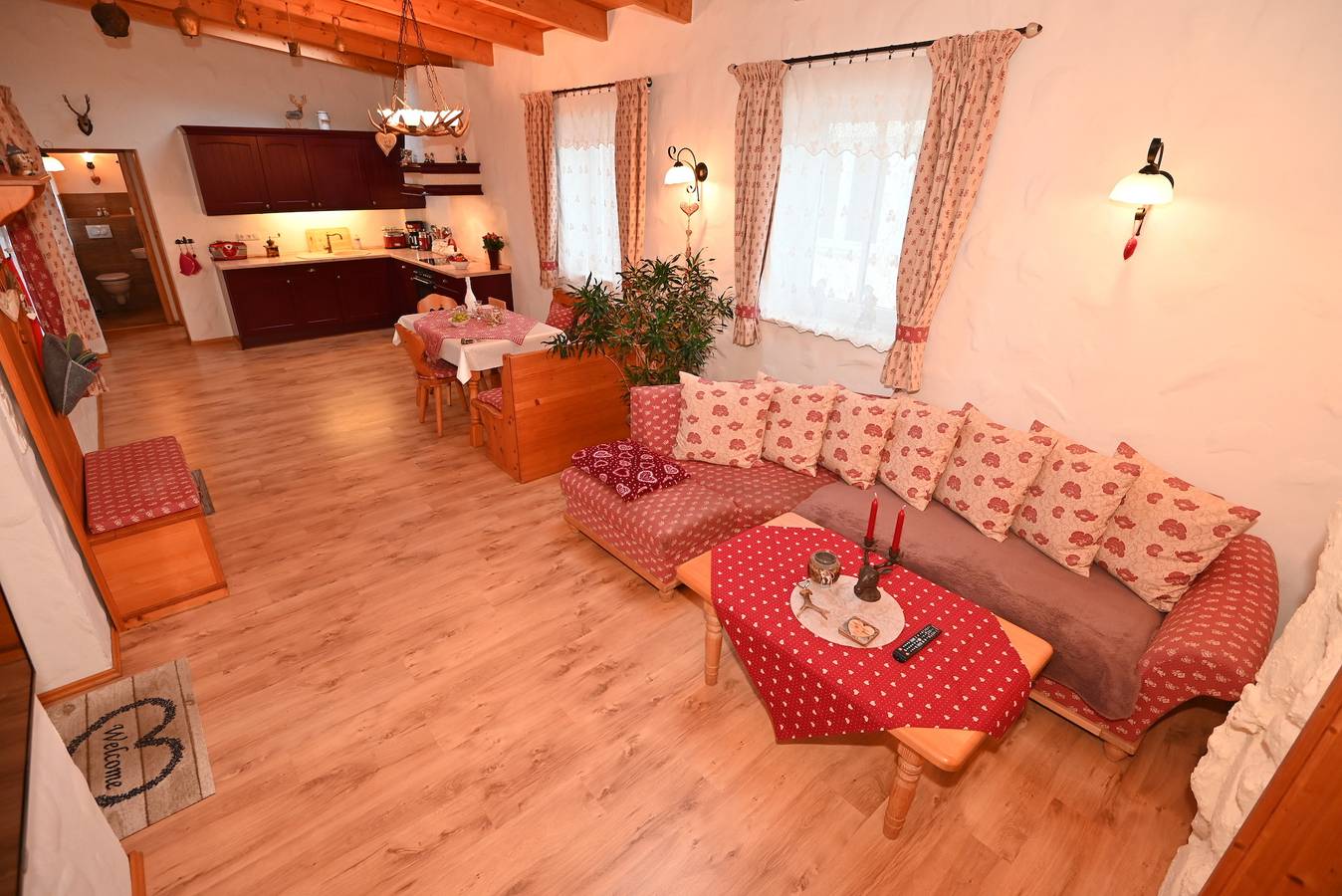 Ganze Ferienwohnung, Suite Sissi in Warnemünde Strand, Rostock