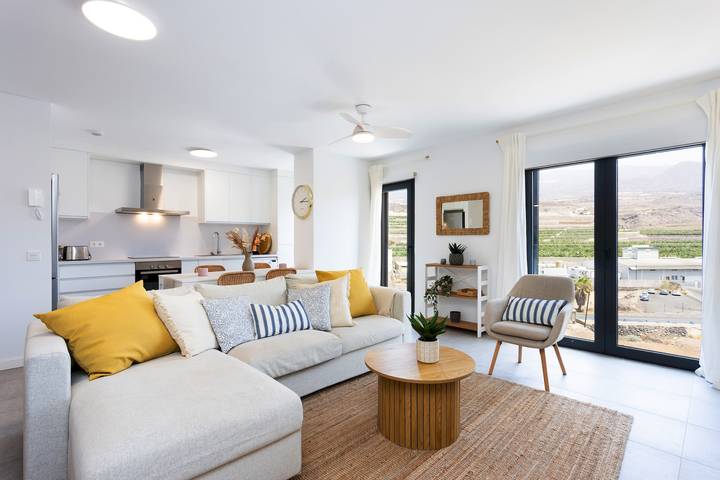 Ferienwohnung für 4 Personen, mit Whirlpool und Terrasse in Guía de Isora - 2