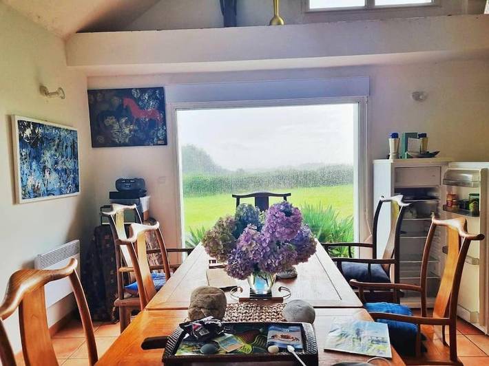 Location de vacances pour 8 personnes, avec terrasse ainsi que jardin et vue à Tréogat - 2