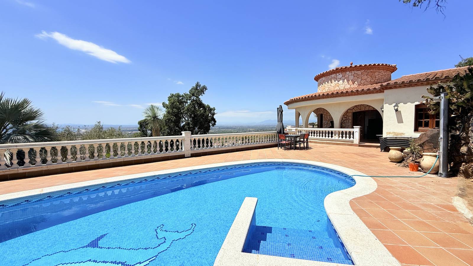 Villa für 6 Personen mit Terrasse in El Mas Fumats, Roses