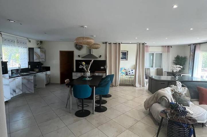 Villa für 6 Personen, mit Balkon - 1