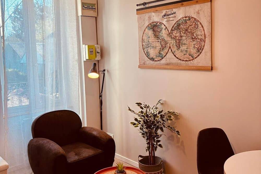 Entire apartment, L'explorateur - T2 Vierzon quartier hopital in Vierzon, Vierzon Region