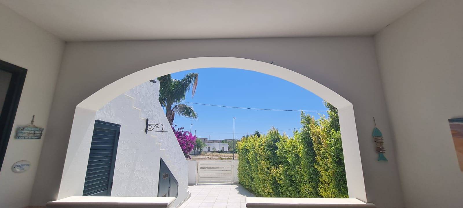 Apartamento entero, Apartamento 'Il Rosmarino' con jardín privado, Wi-Fi y aire acondicionado in Taviano, Golfo de Tarento