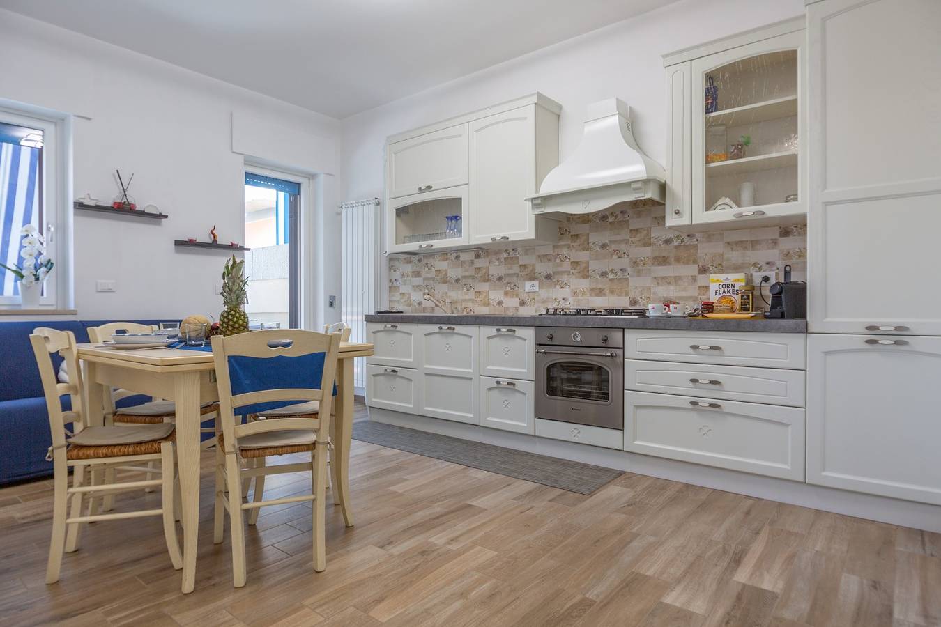 Ganze Wohnung, Apartment 'Orchidea' mit Gemeinschaftsgarten, Wlan und Klimaanlage in Francavilla al Mare, Chieti Provinz