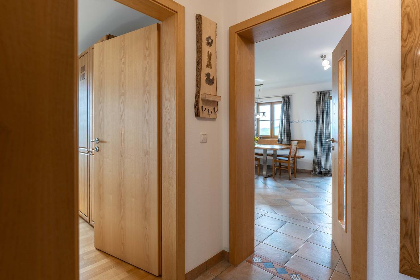 Ganze Wohnung, Apartment „Für 2 Personen 53 m²“ mit Balkon und Wlan in Egling, Tölzer Land