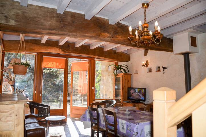Gîte pour 5 personnes, avec Jardin et Piscine dans l' Isère - 3