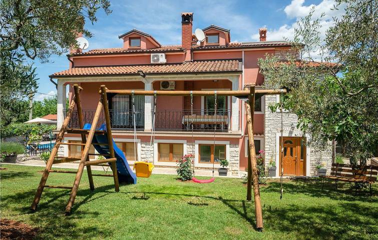 Ferienhaus für 12 Personen, mit Terrasse - 1