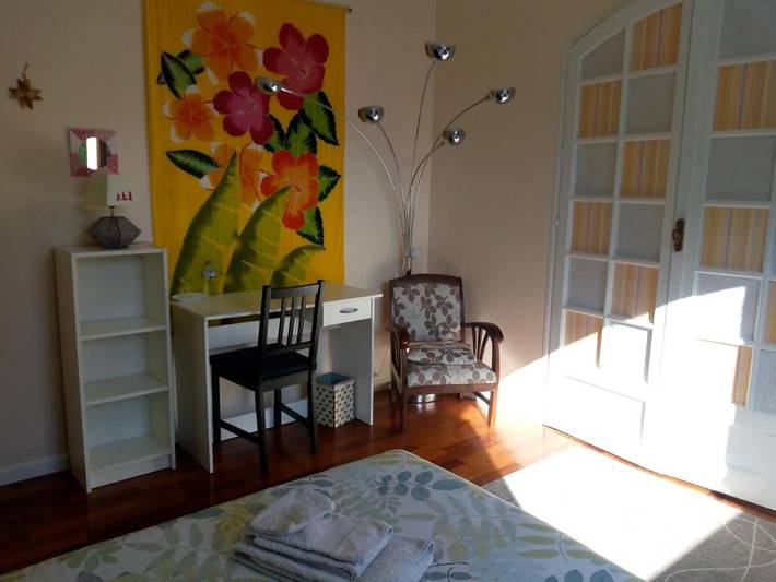 Location de vacances pour 2 personnes, avec jardin ainsi que terrasse et vue à Le Bouscat - 2
