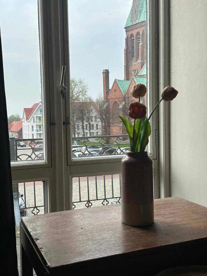 Ferienwohnung für 6 Personen, mit Balkon und Ausblick in Meldorf - 2