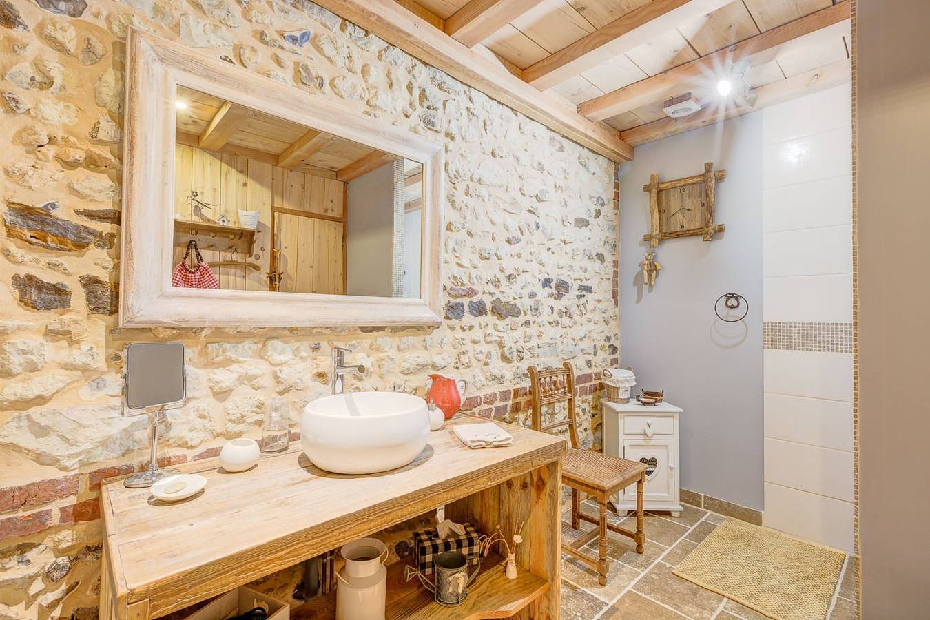 Le Clocher du May - La chambre "Le chalet" in Saint-Germer-de-Fly, Oise