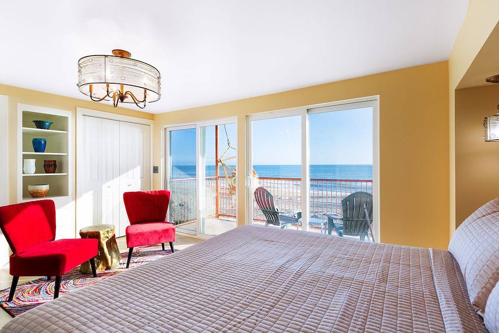 Neue Auflistung! Traumhafter Rückzugsort am Strand mit drei Geschichten über den Ozean! in Rio del Mar, Santa Cruz County