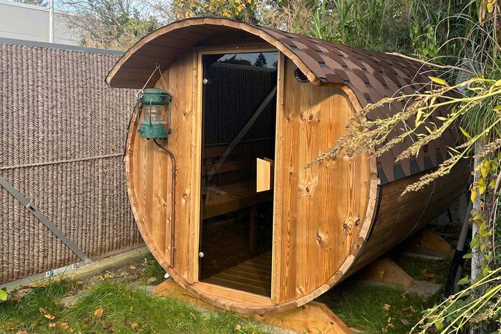 Ganze Wohnung, Gemütliche Ferienwohnung in Heringsdorf mit großem Garten&Whirlpool – nur 550 m zum Strand in Drei Kaiserbäder, Heringsdorf