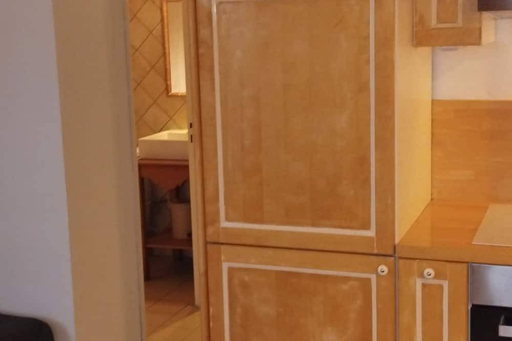 Ganze Wohnung, Stadtzentrum, Geschirrspüler, Klimaanlage, Doppelverglasung, Samstag bis Samstag in Saintes-Maries-de-la-Mer, Arles und Umgebung