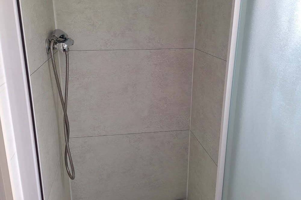 Location Mobil-home Camping 3 *** Saint-jean-pied-de-port (Pays Basque 64) in Ascarat, Région de Bayonne