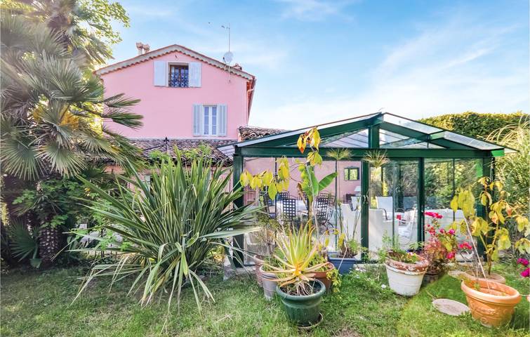 Valbonne Wohnung mit Pool & Terrasse in Grasse, Mittelmeerküste (Frankreich)