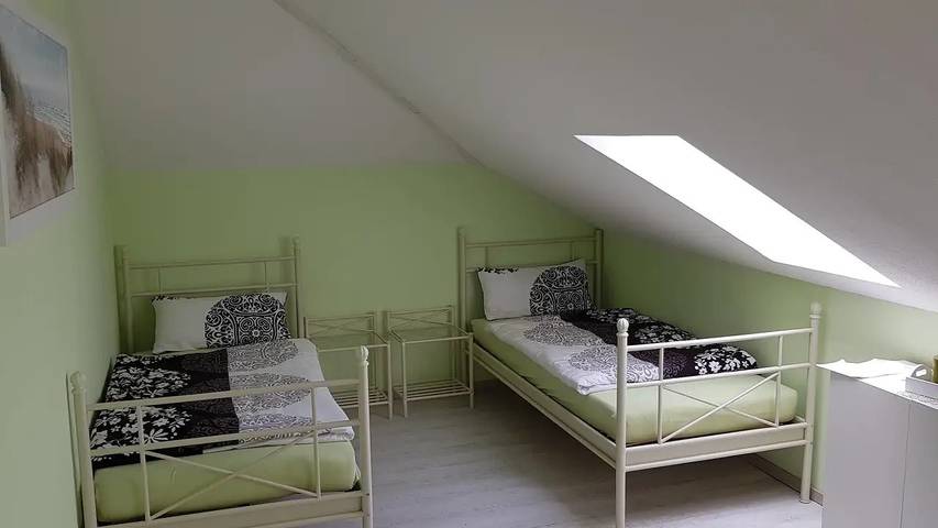 Ferienhaus für 6 Personen, mit Terrasse und Garten in Beelitz - 4