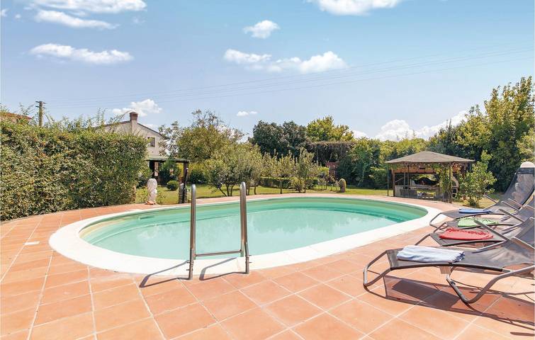 A 2km de Vicopisano: Aire acondicionado, Piscina, Jardín, Cocina y Parking in Calcinaia, Provincia de Pisa