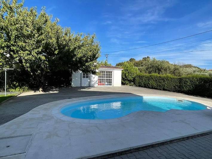 Location de vacances pour 6 personnes, avec piscine et terrasse ainsi que jardin et vue à Fundão - 2