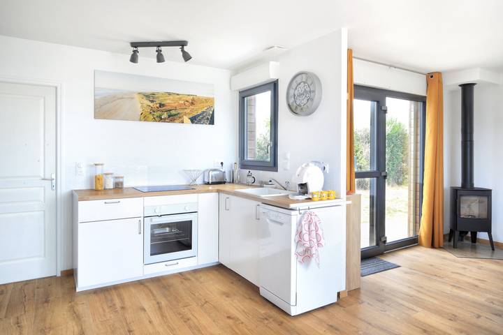 Location de vacances pour 5 personnes, avec jardin et terrasse, animaux acceptés à Les Moitiers-d'Allonne - 3