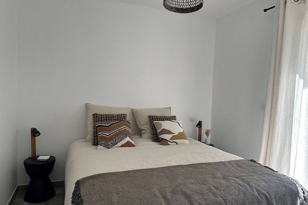 Chez Madame Paulette Villa with swimming pool and spa 15 minutes from the sea in Salles-d'Aude, Narbonne und Umgebung