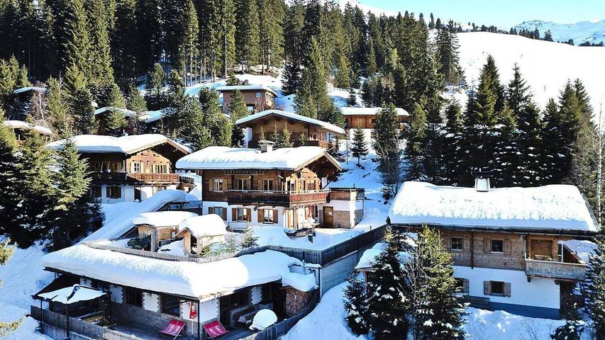 Hütte für 4 Personen, mit Garten und Terrasse in Hochfügen