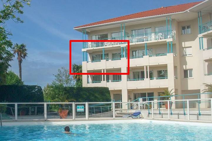 Gîte pour 4 personnes, avec balcon et piscine dans Golf De La Nivelle