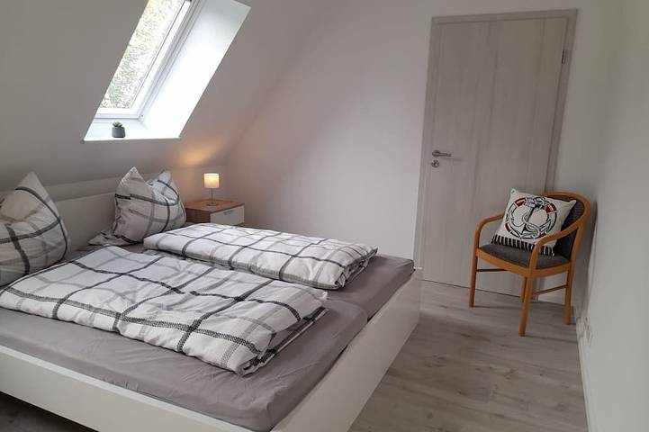 Ferienwohnung für 8 Personen, mit Terrasse und Garten in Esgrus - 2