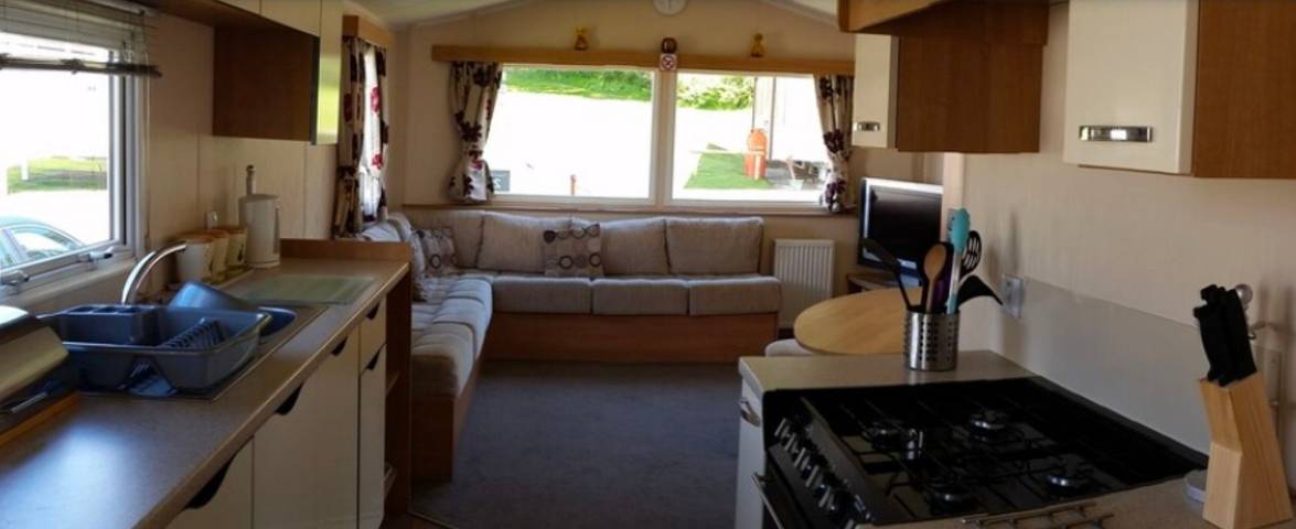 Cottage for 8 people, with pool and terrace as well as hot tub, with pets on the Isle of Wight