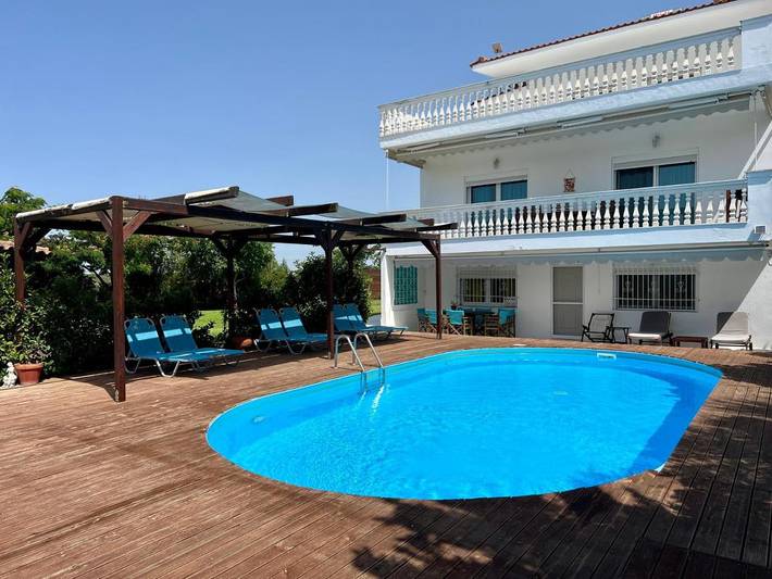 Villa für 14 Personen, mit Garten und Pool sowie Ausblick, kinderfreundlich - 1