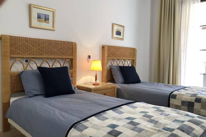 Ganze Wohnung, 3 Schlafzimmer Apartment im Golf & Country Club Resort in Los Arqueros Golf and Country Club, Benahavís