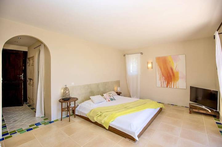 Villa pour 9 personnes, avec jacuzzi et jardin, animaux acceptés à Vence - 4