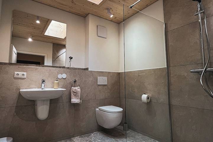 Ganze Wohnung, Entschleunigung pur: Stylisches Natur-Refugium mit Sauna & Hühner-Idylle in Hofheim in Unterfranken, Landkreis Haßberge