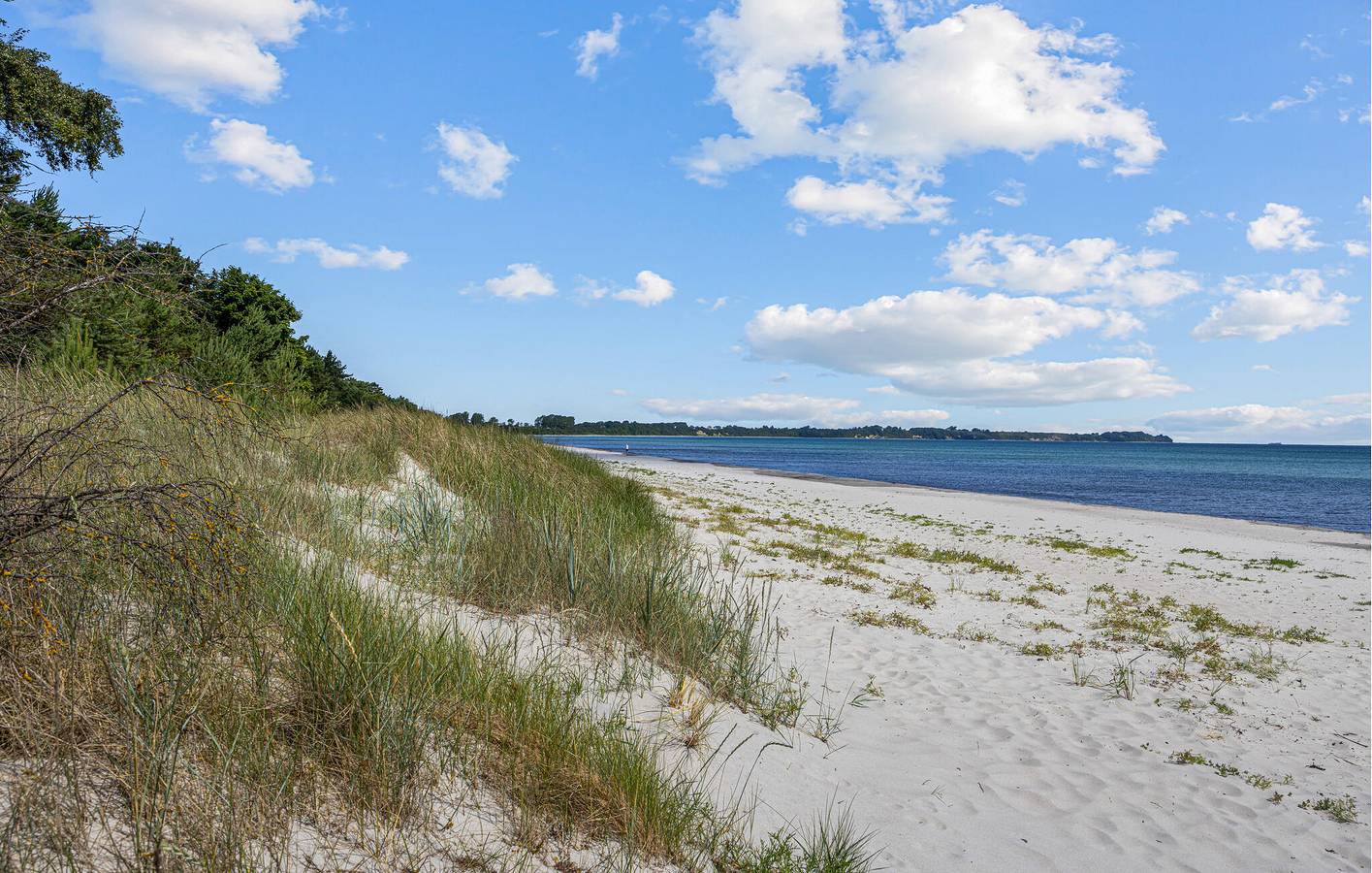 Ganze Ferienwohnung, Sunny Surf Apartment - 300m zum Strand in Juliusruh, Rügen