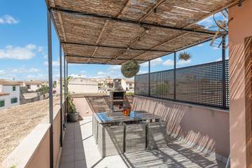 Apartment in Maria de la Salut, Majorca Center für 6 