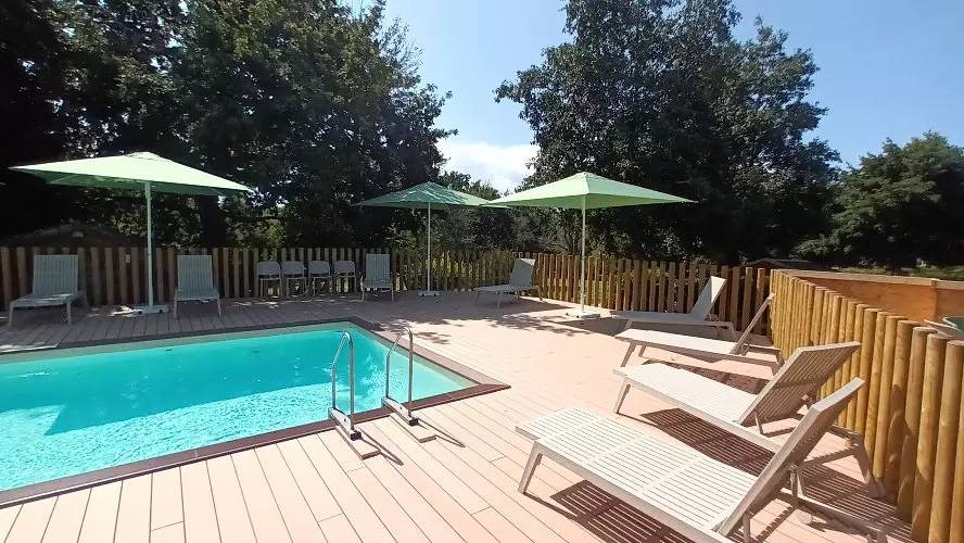 Lodge 3 estancias 5 Personas + 1 bebé in Larmor-Plage, Côte des Mégalithes