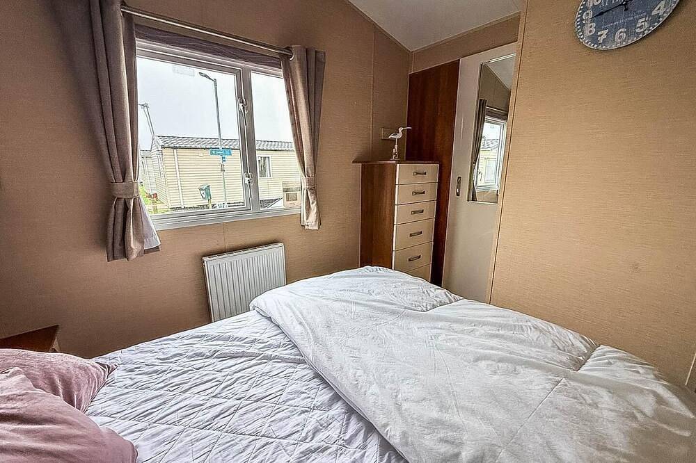 Lovely 8 berth caravan at California Cliffs Holiday Park in Norfolk in California (Great Yarmouth), Great Yarmouth