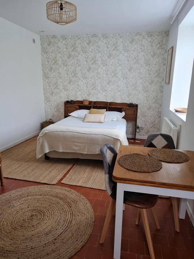 Maison d’hôte pour 2 personnes, avec vue sur le lac ainsi que terrasse et jardin dans le Parc naturel régional du Morvan - 4