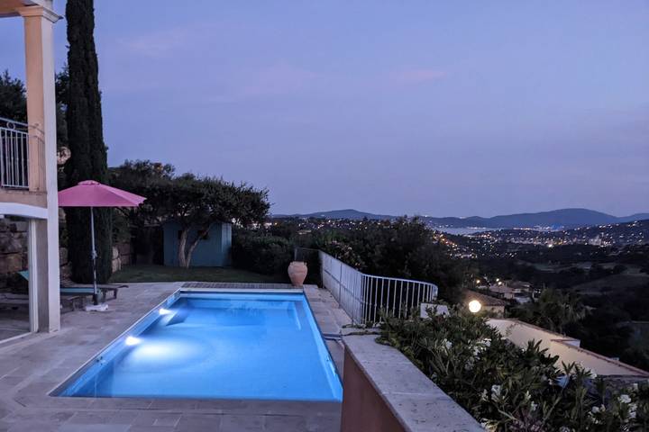 Gîte pour 8 personnes, avec piscine dans Golf Bluegreen Sainte-Maxime - 3