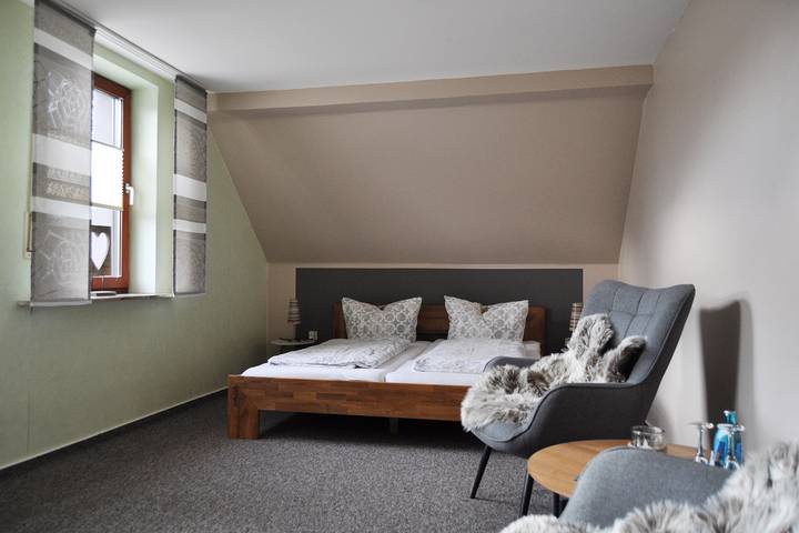 Hotel-Restaurant Käpt´n Pupkes - Dz Zimmer 4 in Wangerland, Südliche Nordseeküste