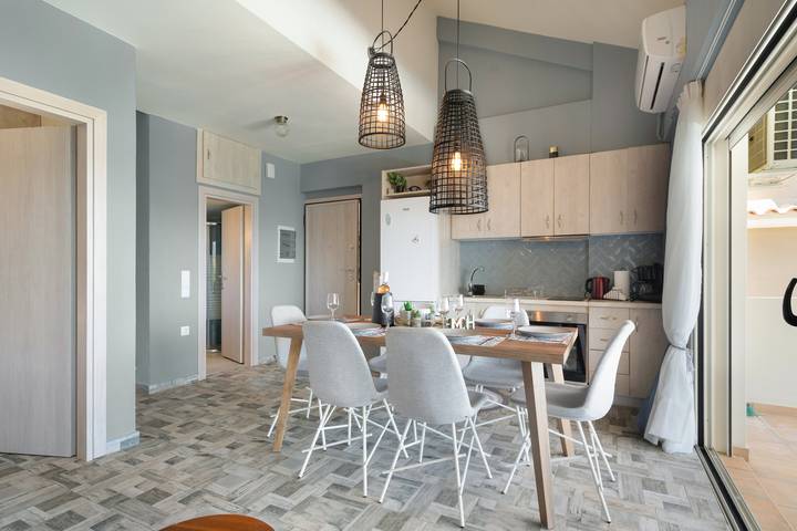 Entire apartment, Apartment 'Evagelia Luxury Family' with Sea View, Wi-Fi and Air Conditioning in Nikiana, Alexandros