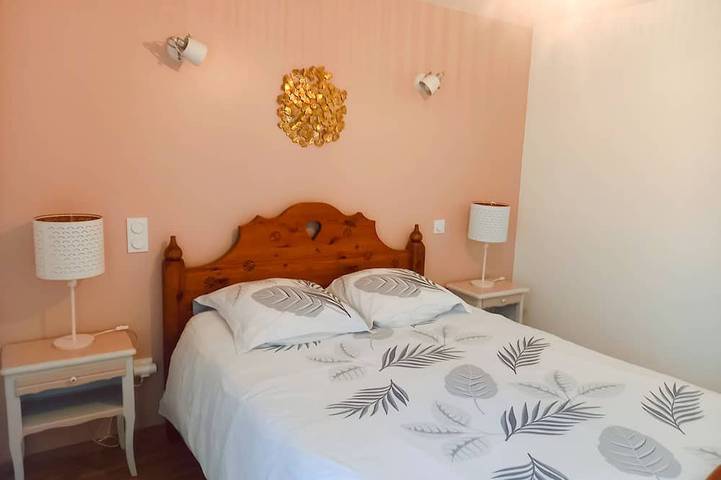 Location de vacances pour 5 personnes, avec jardin et terrasse à Uhart-Cize - 2