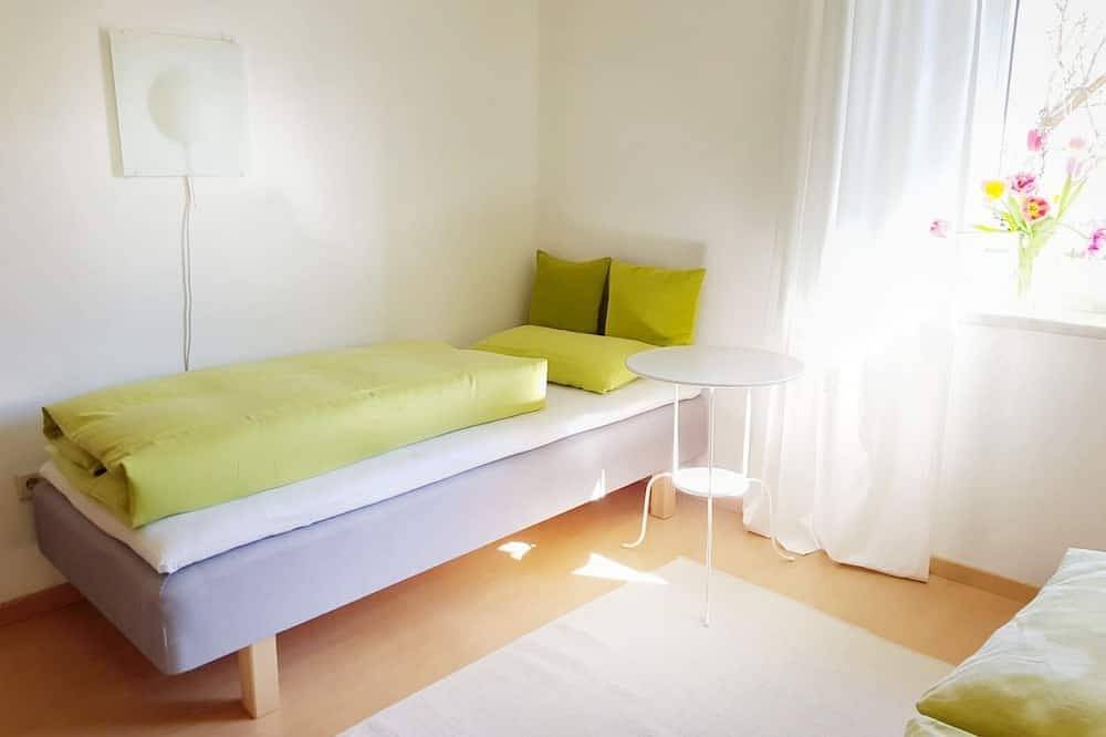 Geheel appartement, Lightland appartement met parkeerplaats en tuin in Innsbruck, Innsbruck Land