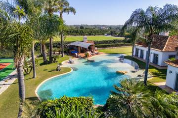 Villa für 8 Personen, mit Garten in Faro