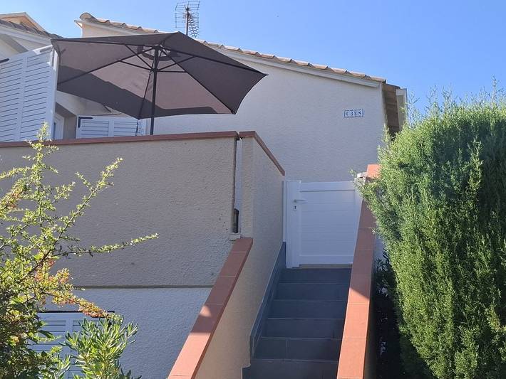 Ganze Ferienwohnung, Ferienwohnung für 4 Personen mit Terrasse in Saint-Cyprien-Plage, Saint-Cyprien
