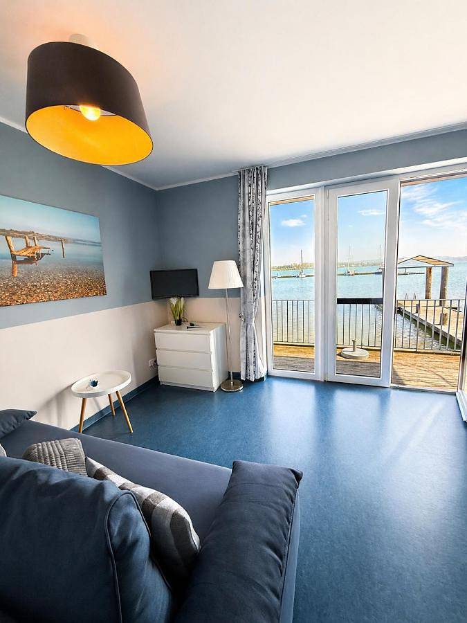 Ferienwohnung für 4 Personen, mit Balkon und Terrasse sowie Garten und Seeblick in Neukieritzsch