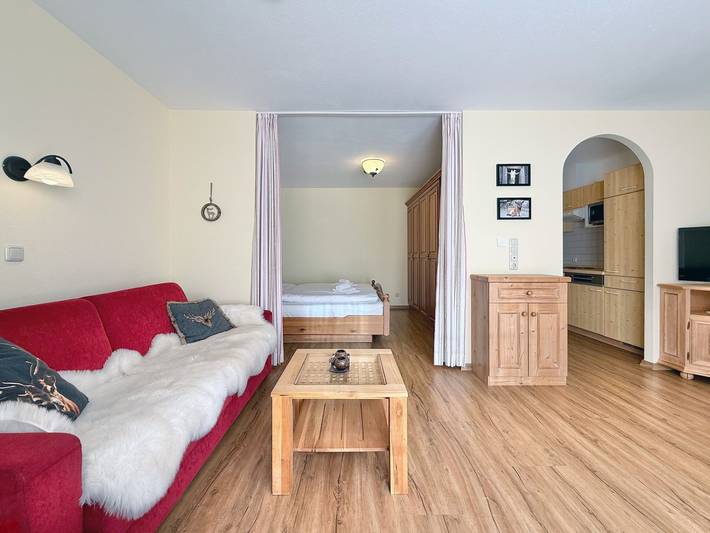 Ferienwohnung für 4 Personen, mit Balkon und Terrasse sowie Garten und Ausblick in Seeg