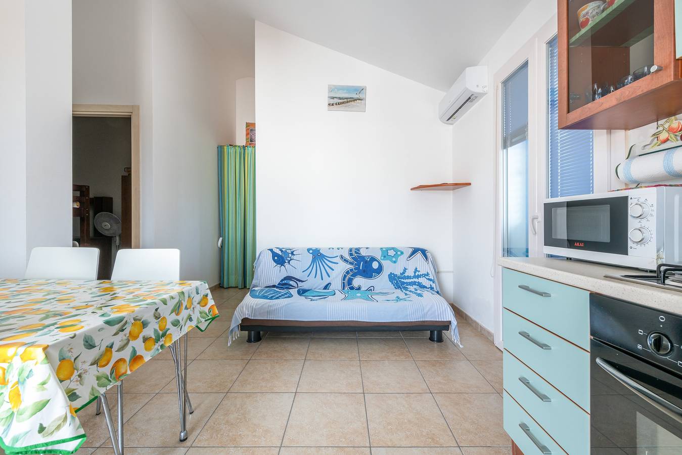 Casa vacanze "Sottotorre 3" vicino al mare con giardino privato e aria condizionata in Calasetta, Sant'Antioco