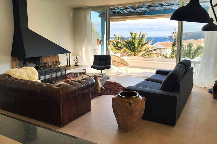 Holiday rental for 6 people, with pool and terrace, with pets in Cadaques