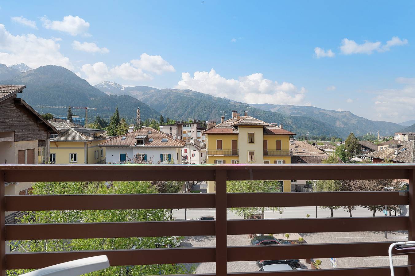 Entire apartment, Apartment 'Marta' with Mountain View, Balcony and Wi-Fi in Cavalese, Fleimstaler Alpen