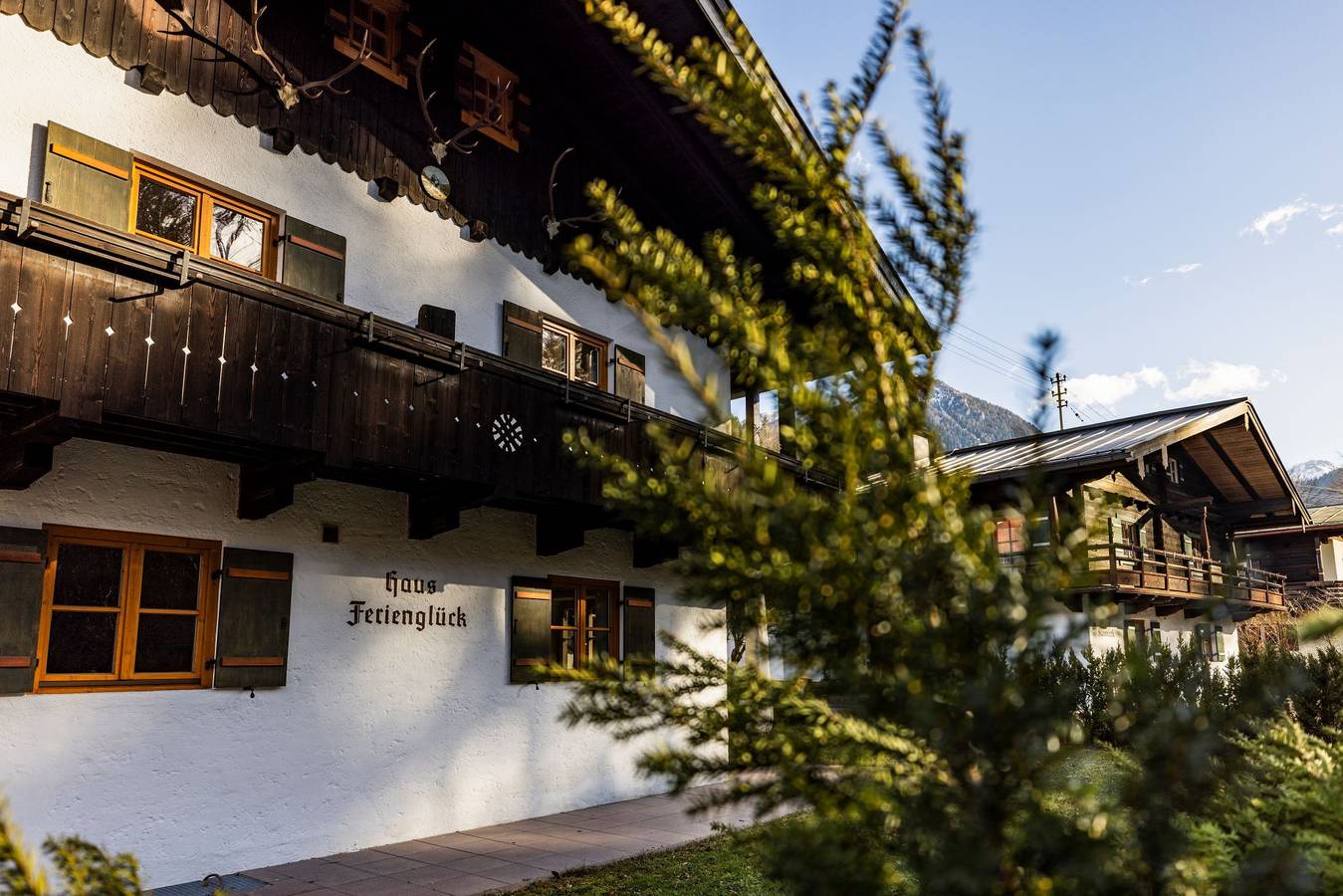 Ganze Ferienwohnung, Haus Ferienglück - 4-Sterne Maisonette-Wohnung mit 2 Schlafzimmern und 2 Balkonen in Schönau am Königssee, Berchtesgadener Alpen